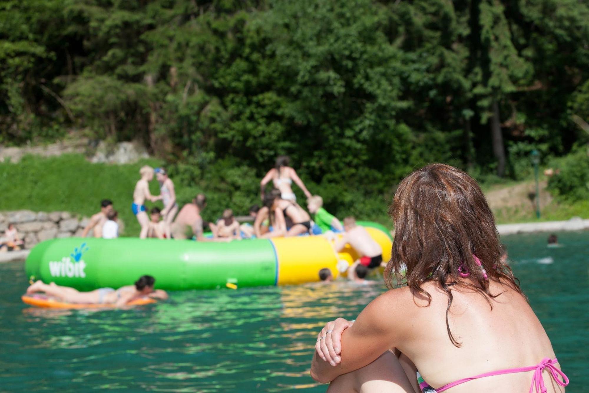 Chalet - Direkt Am 5 Sterne Campingplatz Aufenfeld Im Zillertal Mit Hallenbad Und Sauna Aschau Im Zillertal Екстериор снимка