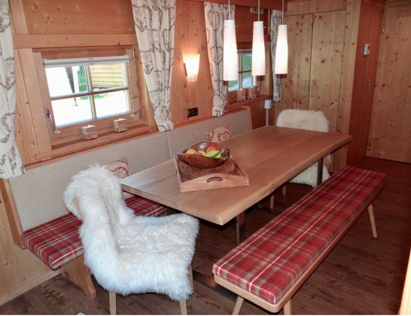 Chalet - Direkt Am 5 Sterne Campingplatz Aufenfeld Im Zillertal Mit Hallenbad Und Sauna Aschau Im Zillertal Екстериор снимка